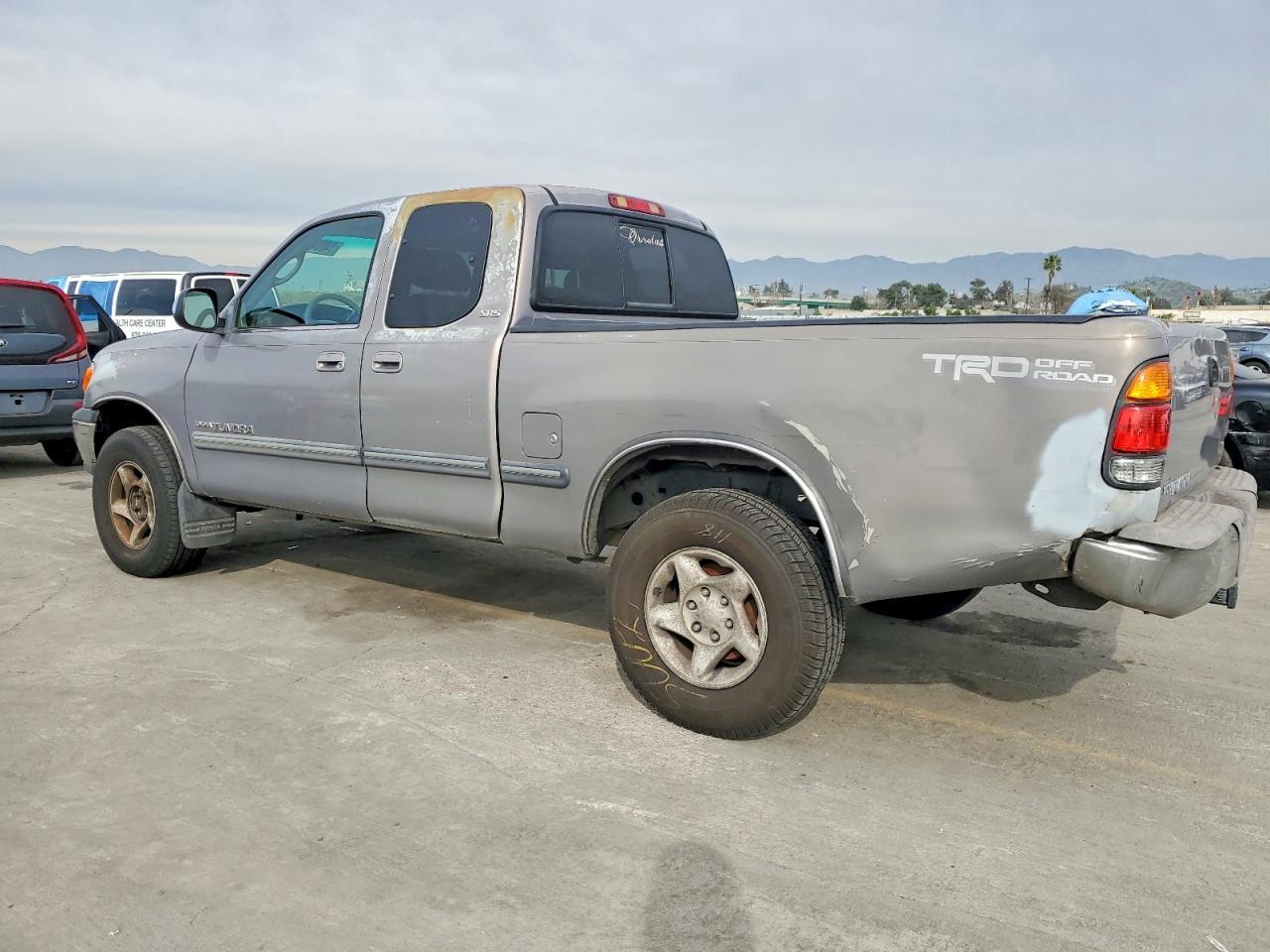2000 TOYOTA TUNDRA