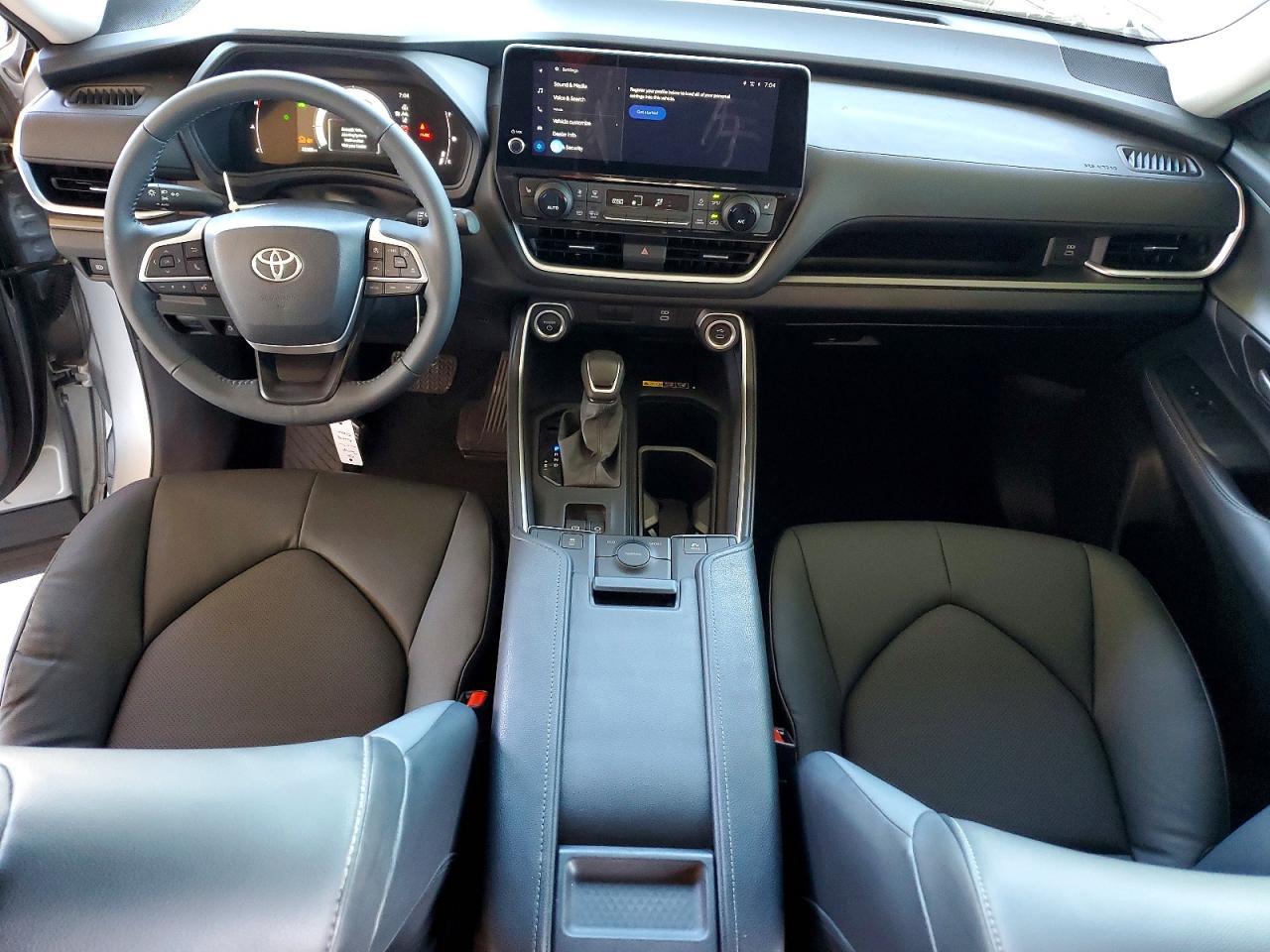 2024 TOYOTA HIGHLANDER