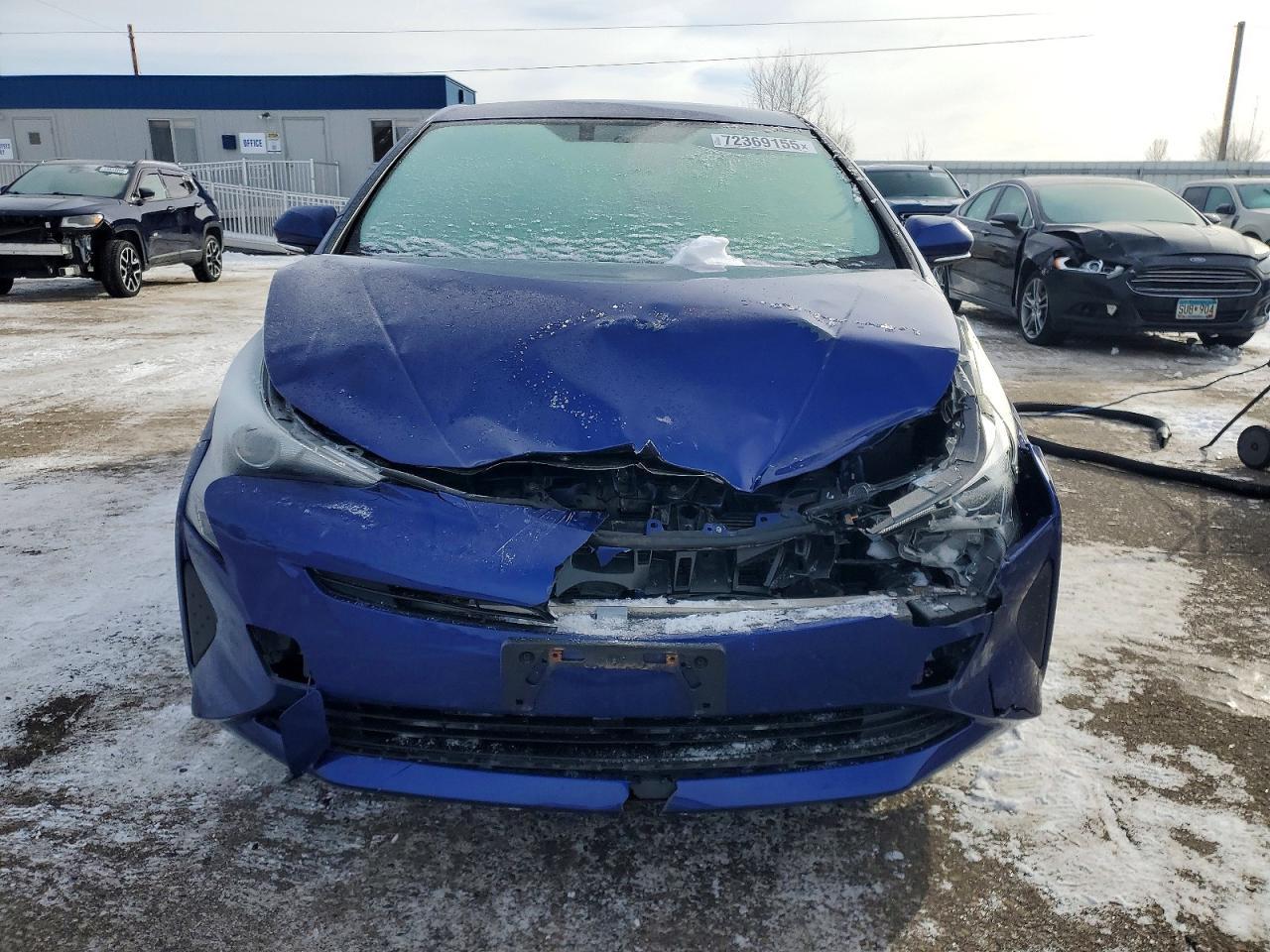 2016 TOYOTA PRIUS