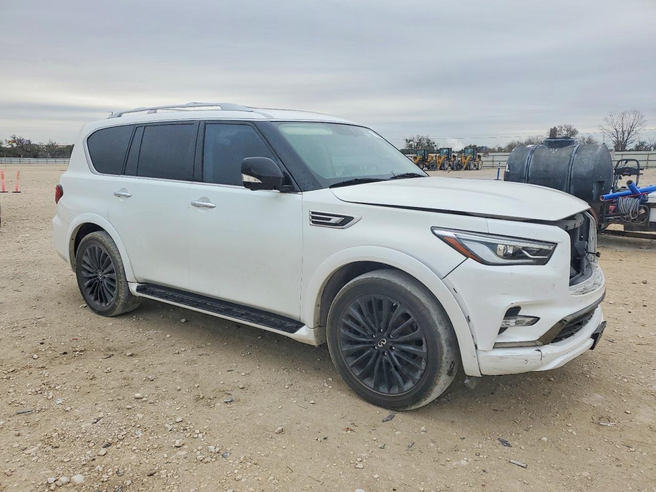 2022 Infinity Qx80