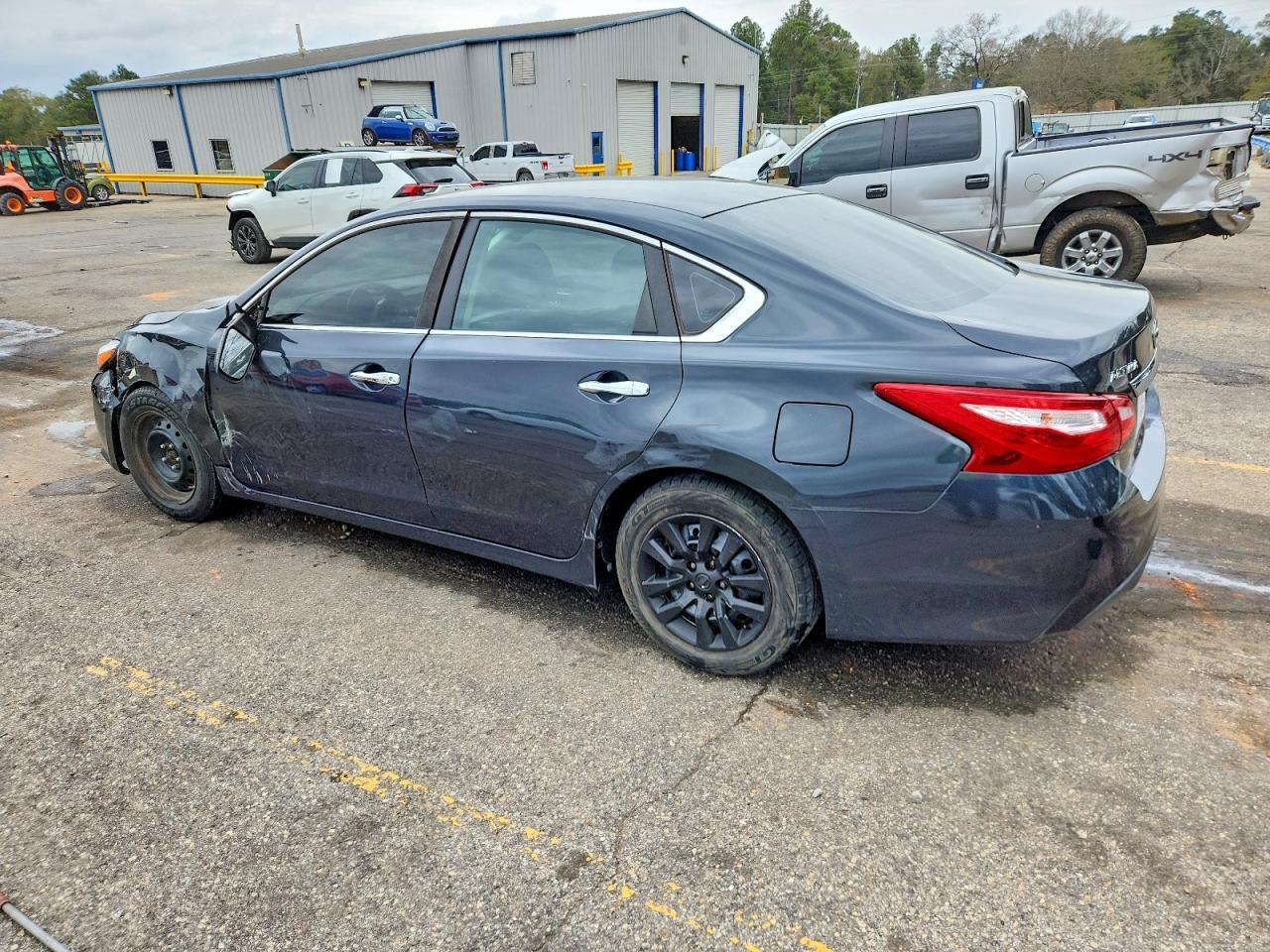 2016 NISSAN ALTIMA