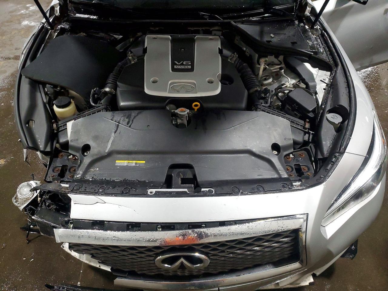 2015 INFINITI Q50