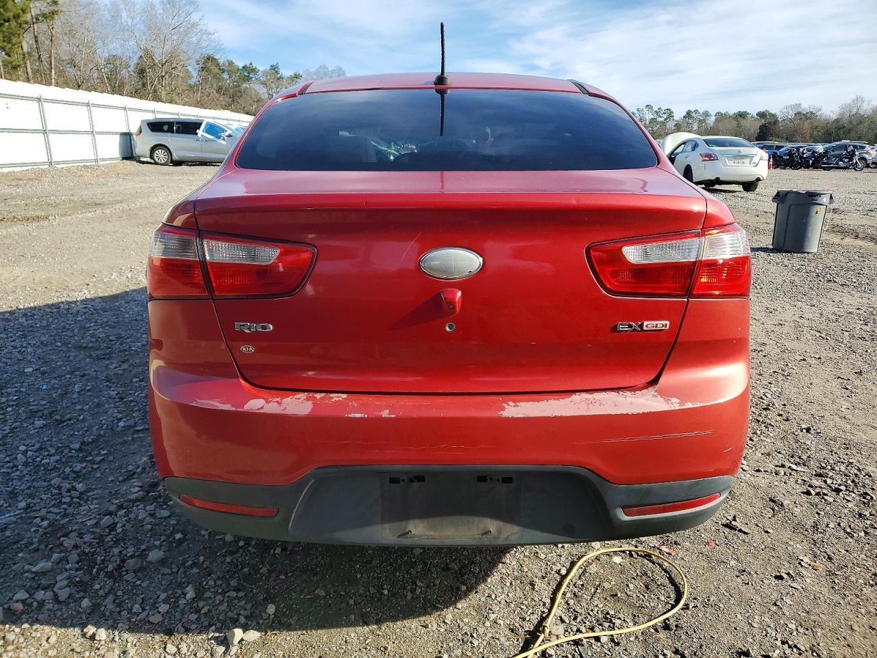 2013 KIA RIO