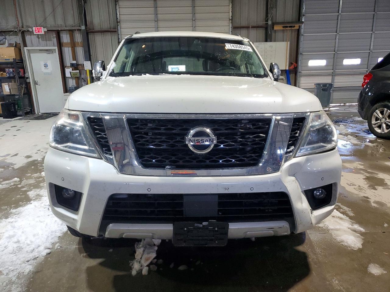 2017 NISSAN Armada