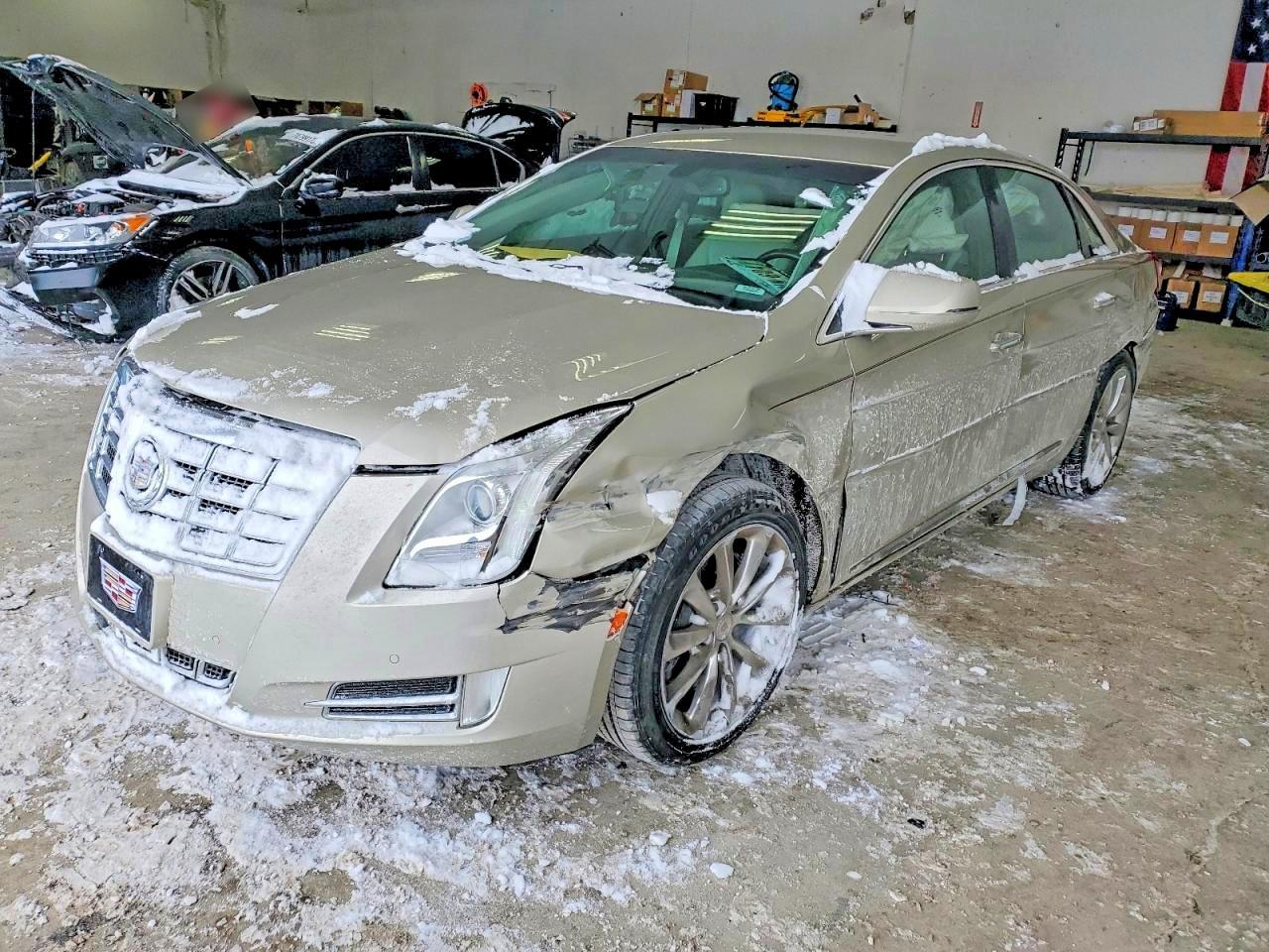 2013 CADILLAC XTS