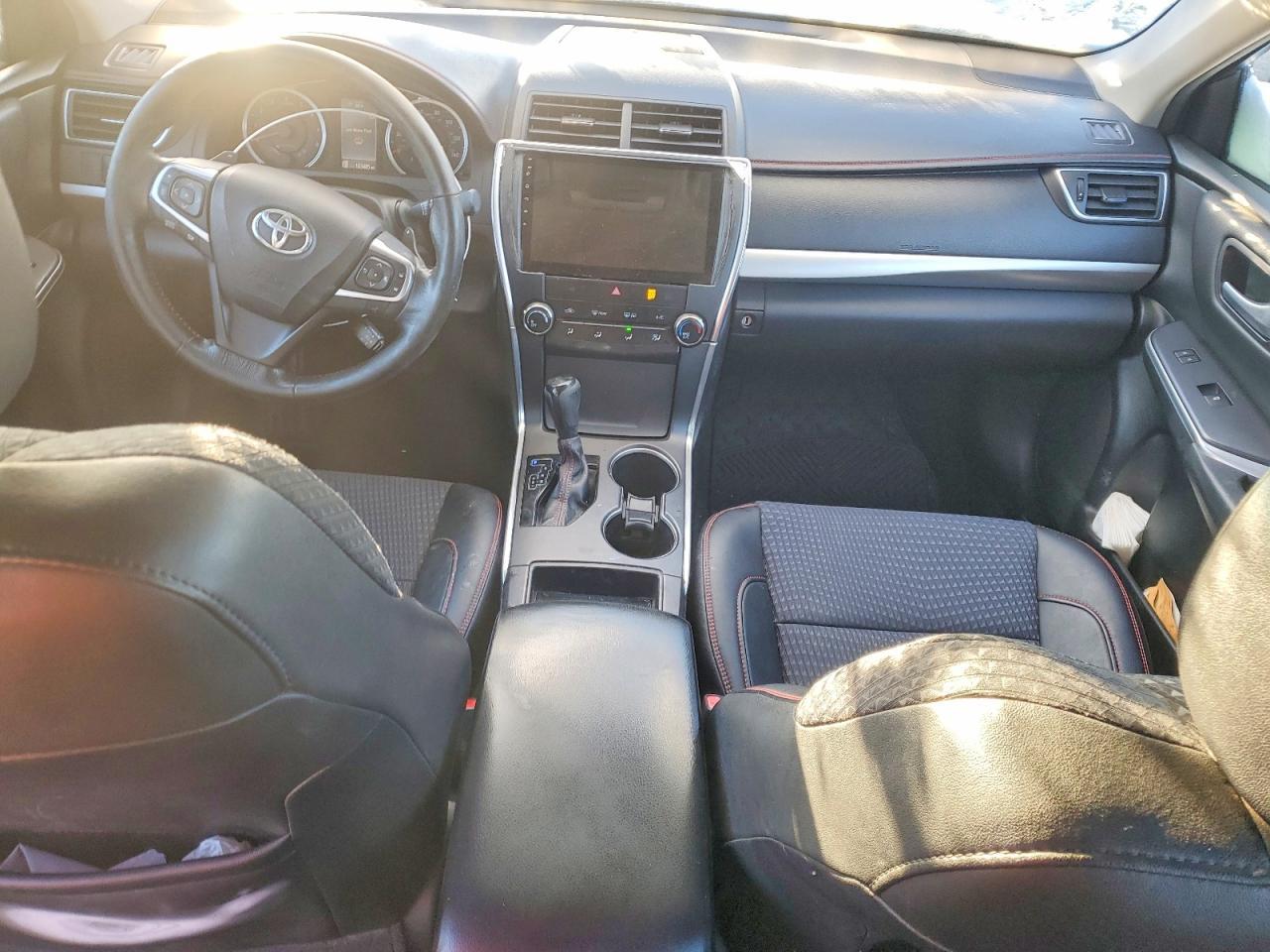 2015 TOYOTA CAMRY