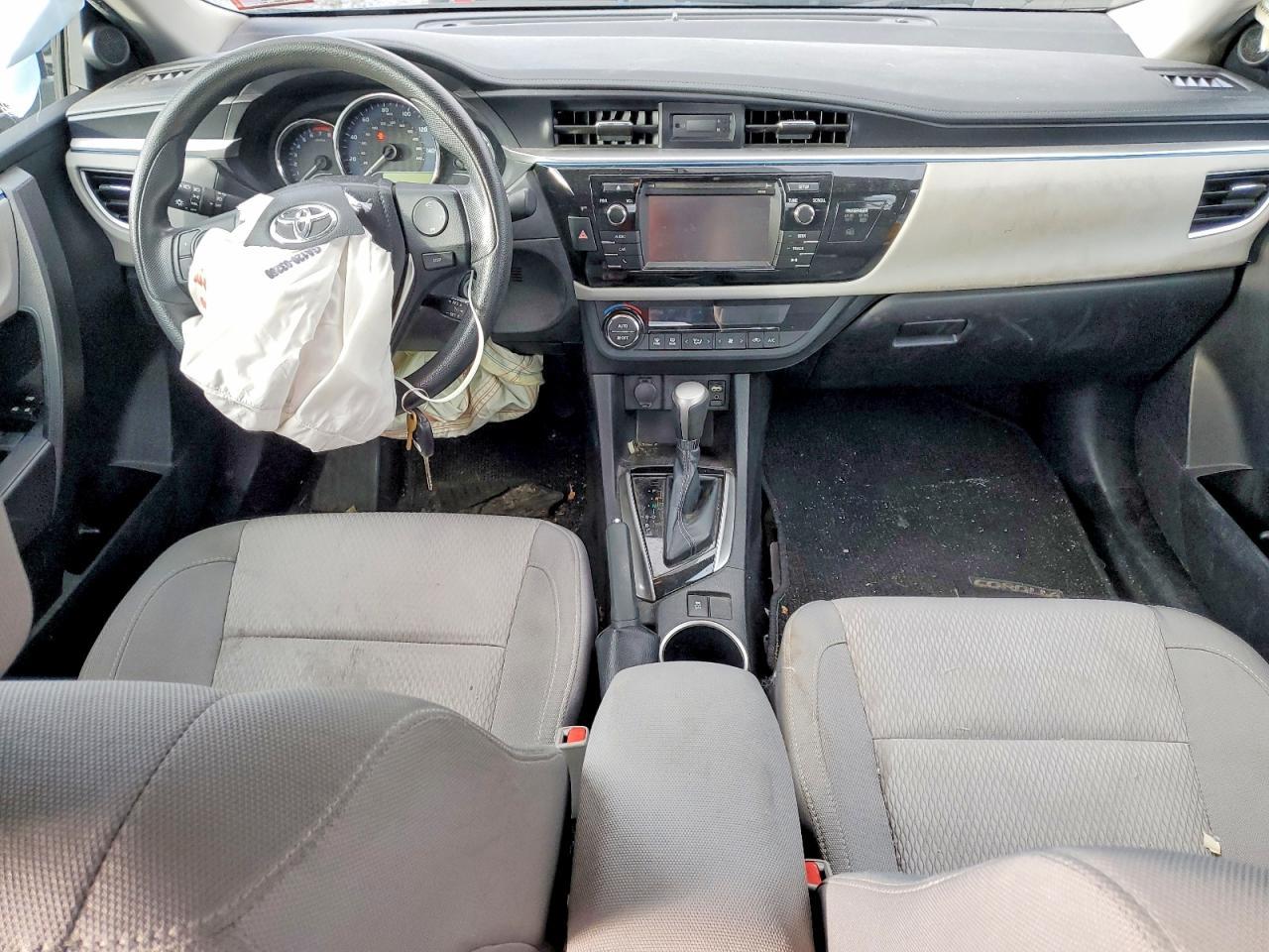 2015 TOYOTA COROLLA