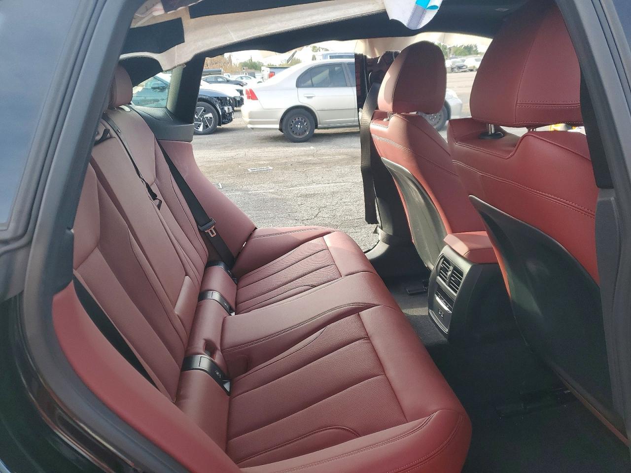 2025 BMW i4
