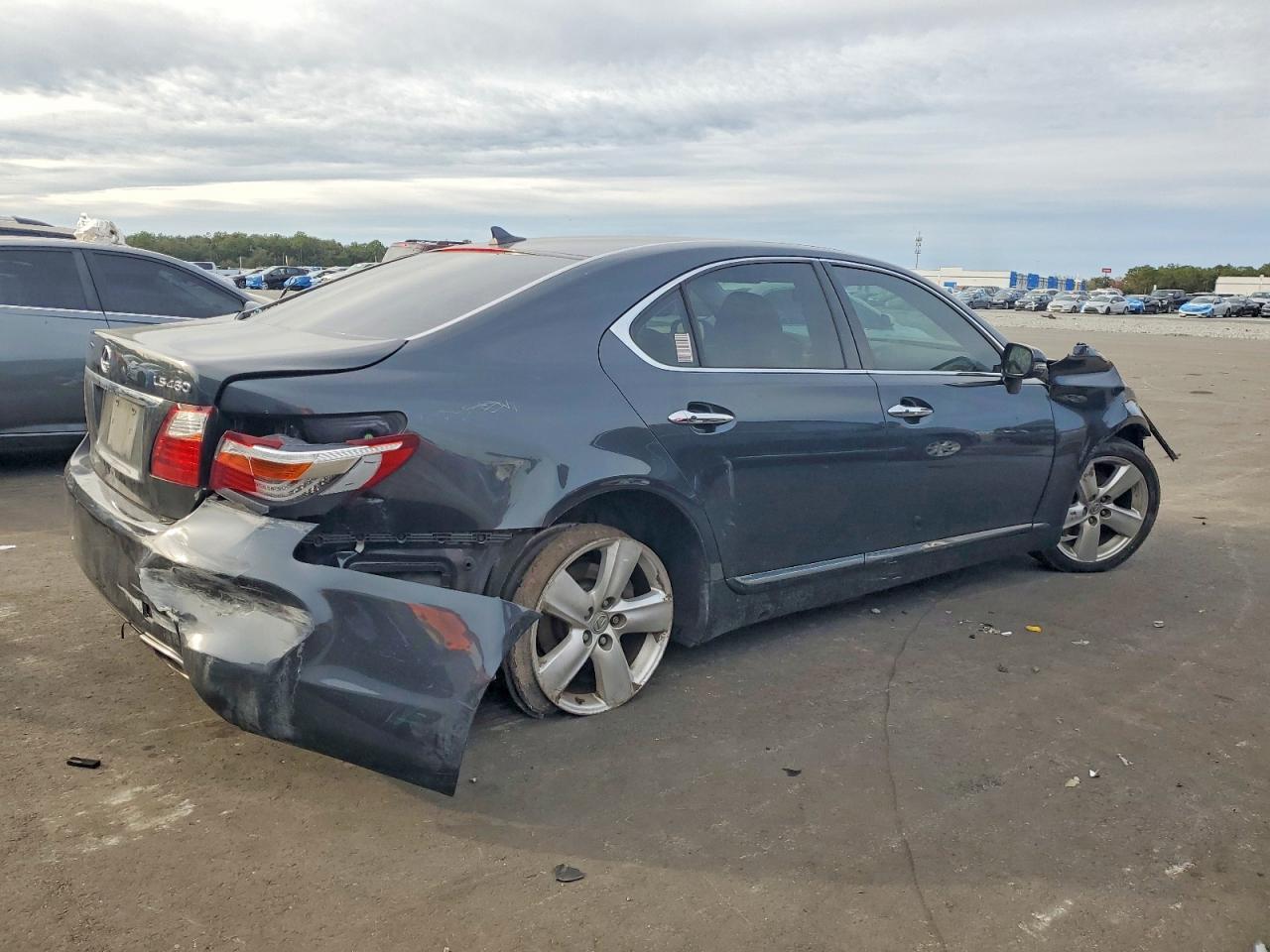 2011 LEXUS LS 460