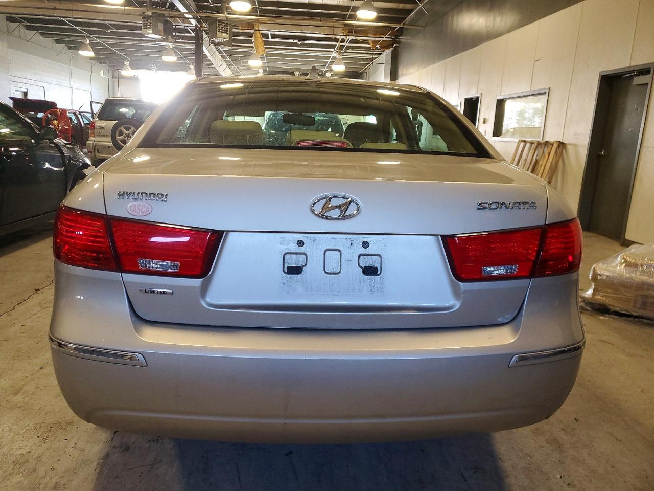 2009 HYUNDAI SONATA