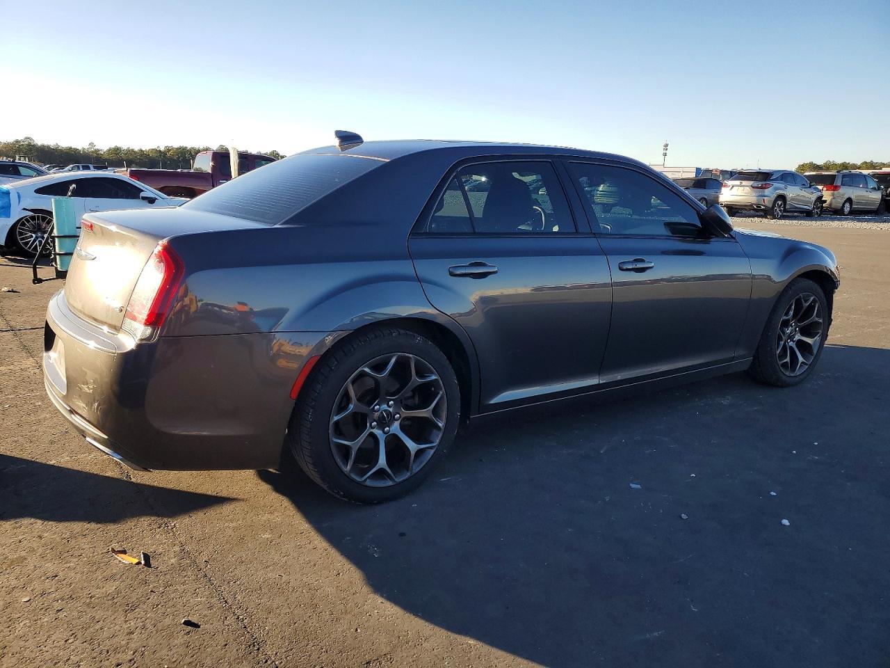 2015 CHRYSLER 300