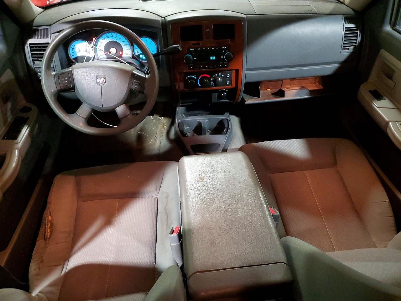 2005 DODGE Dakota
