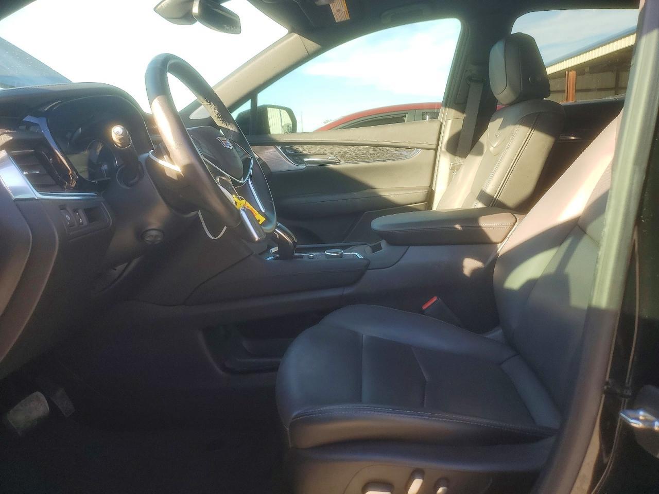 2022 CADILLAC XT5