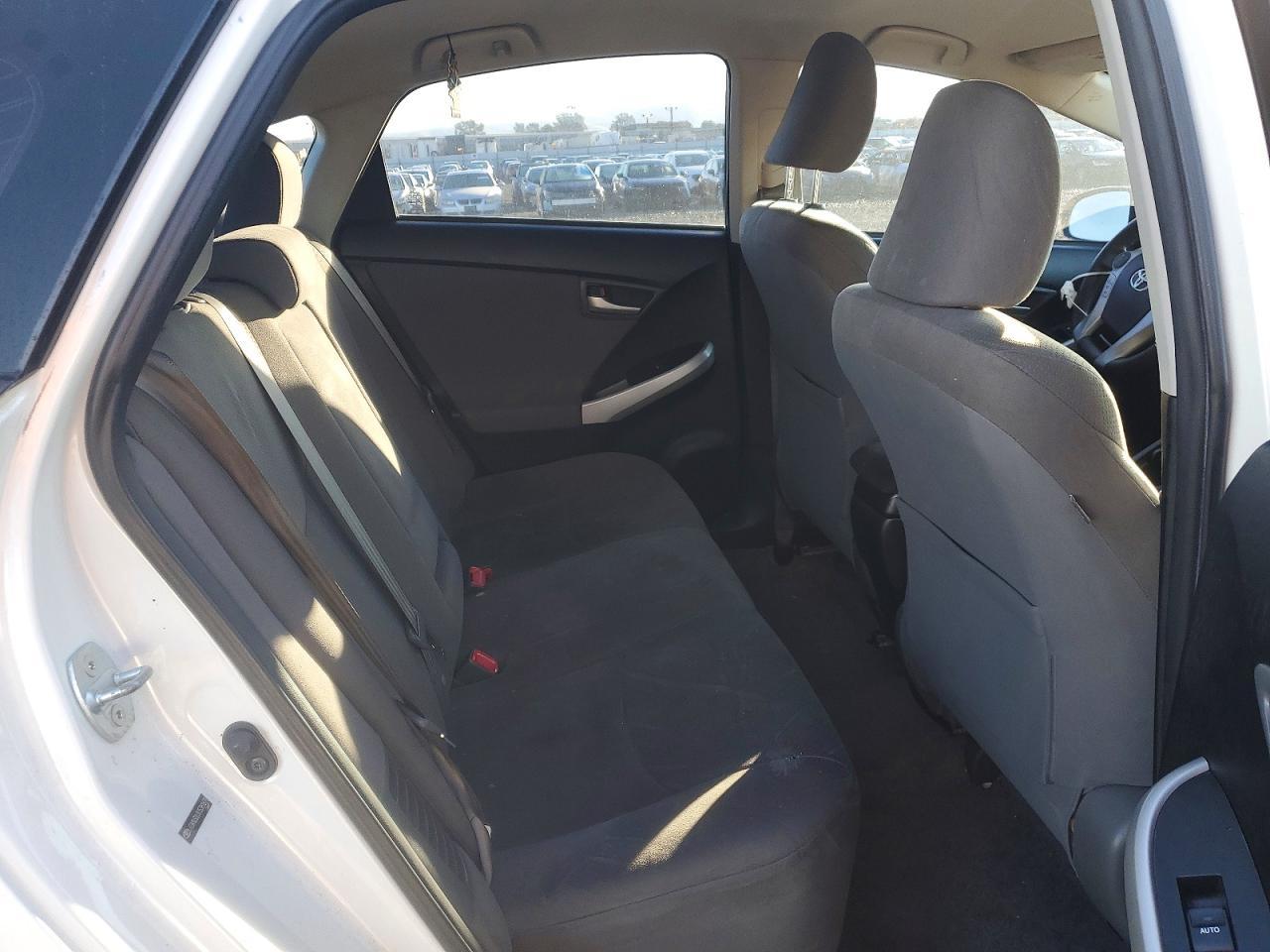 2012 TOYOTA PRIUS