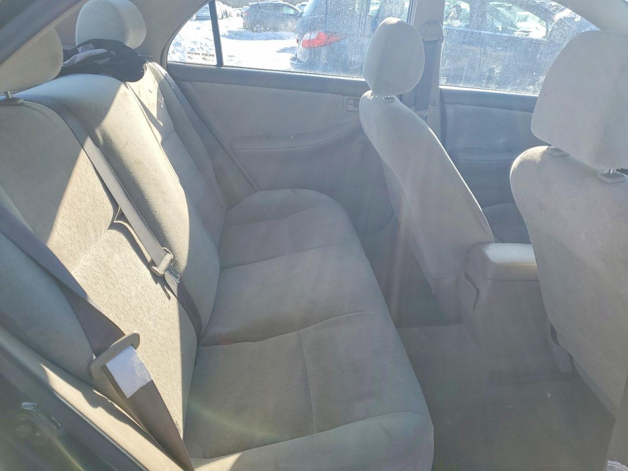 2004 TOYOTA COROLLA