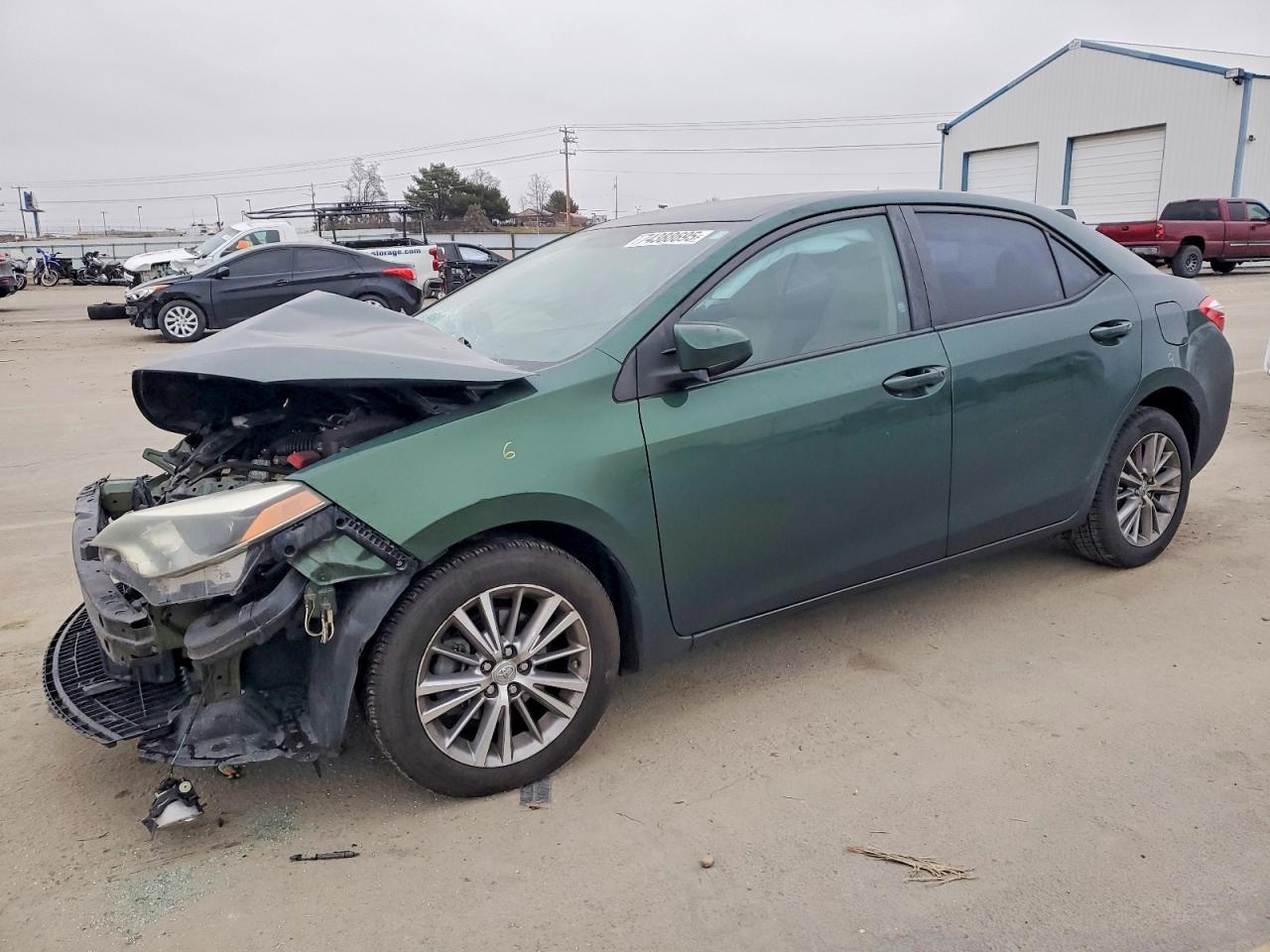 2015 TOYOTA COROLLA