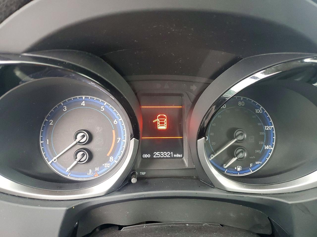 2015 TOYOTA COROLLA