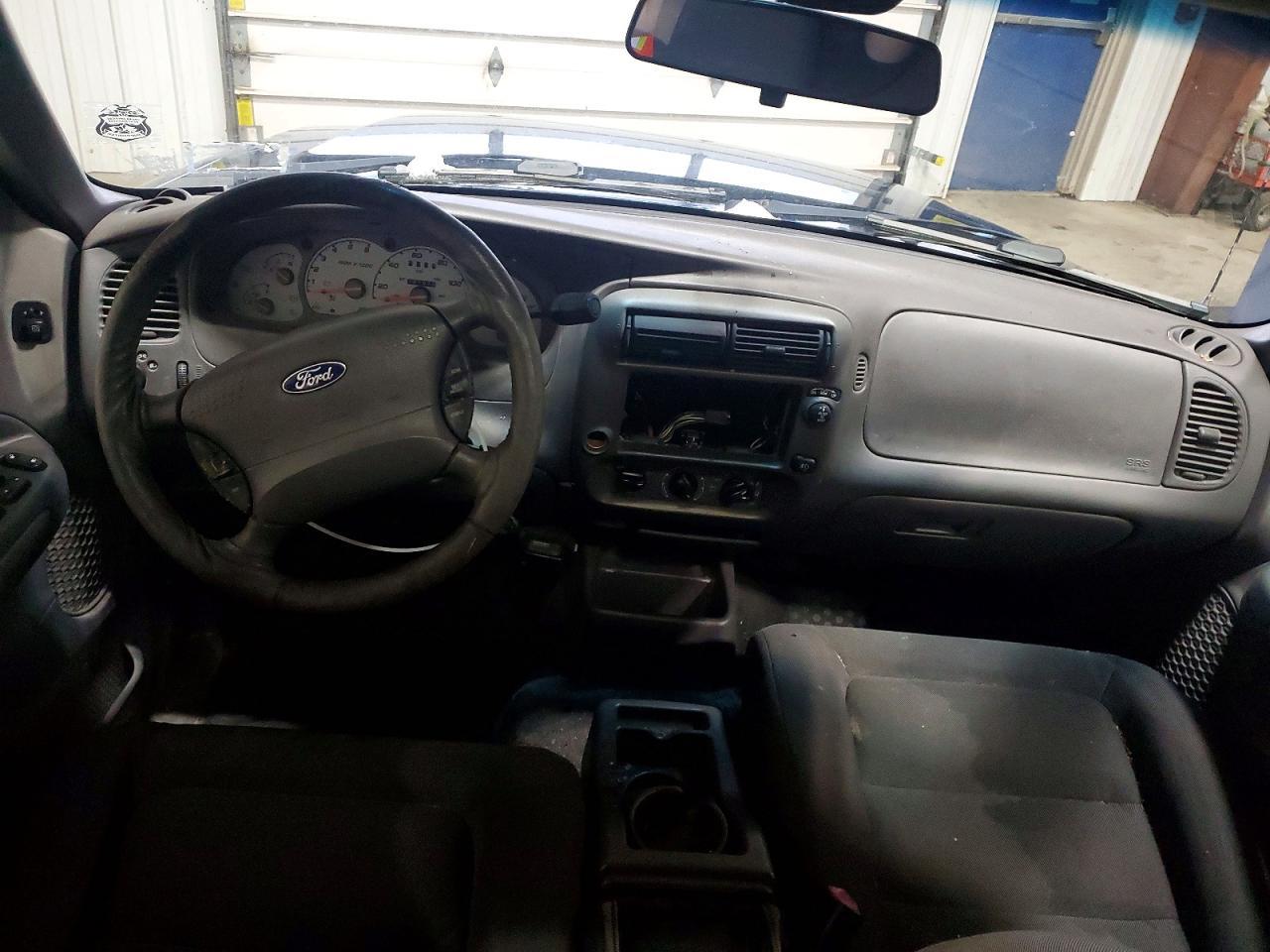 2001 FORD Explorer Sport Trac