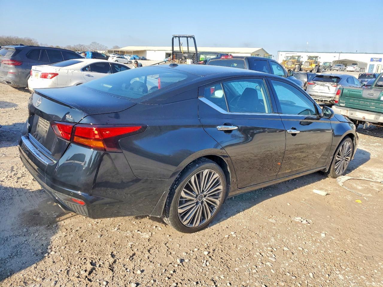 2023 NISSAN ALTIMA