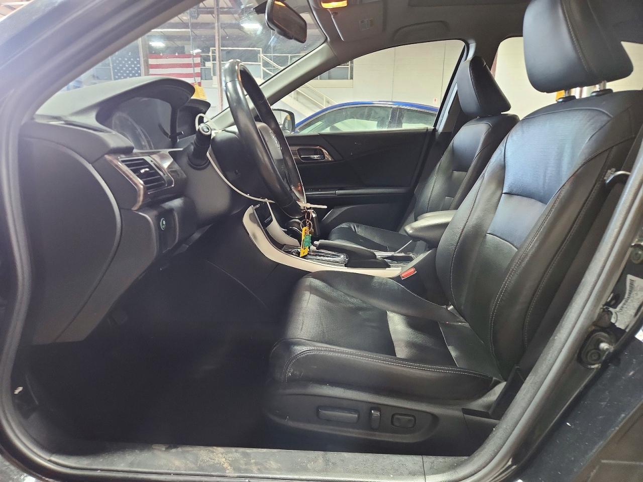 2017 HONDA ACCORD