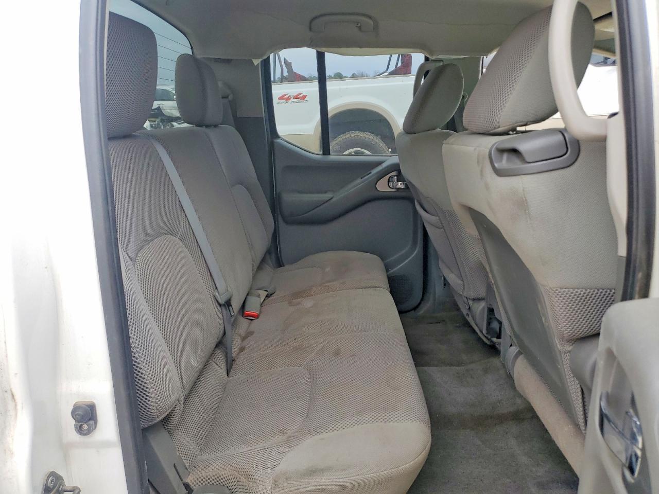 2011 NISSAN Frontier