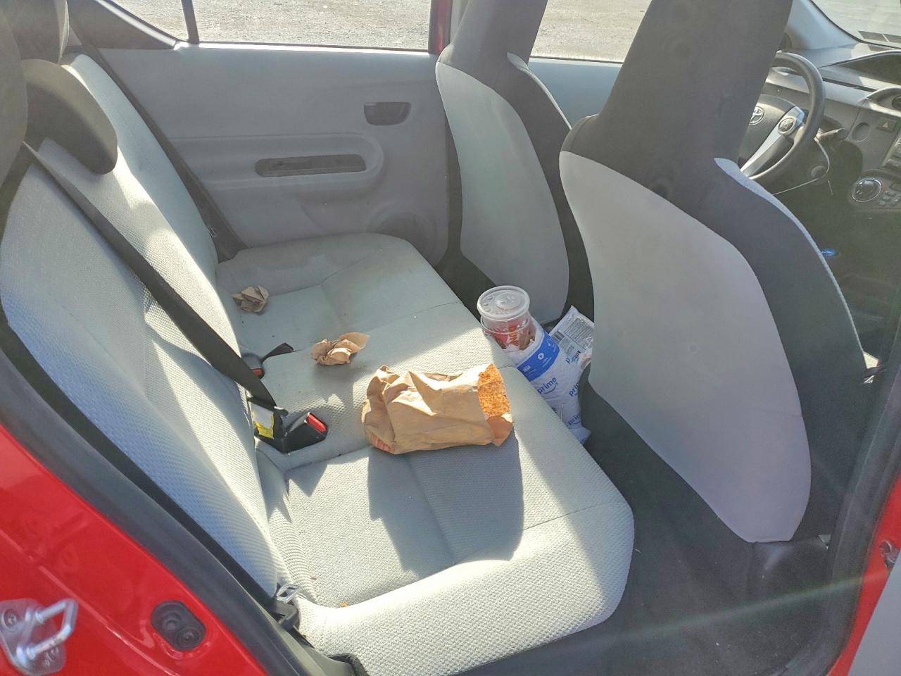 2012 TOYOTA Prius c