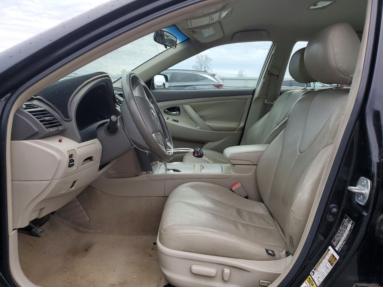 2010 TOYOTA CAMRY