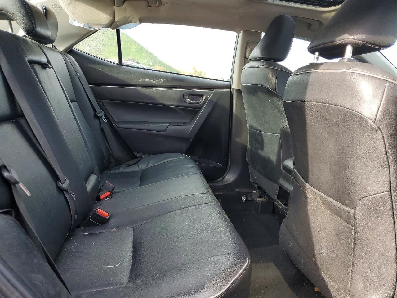 2018 TOYOTA COROLLA