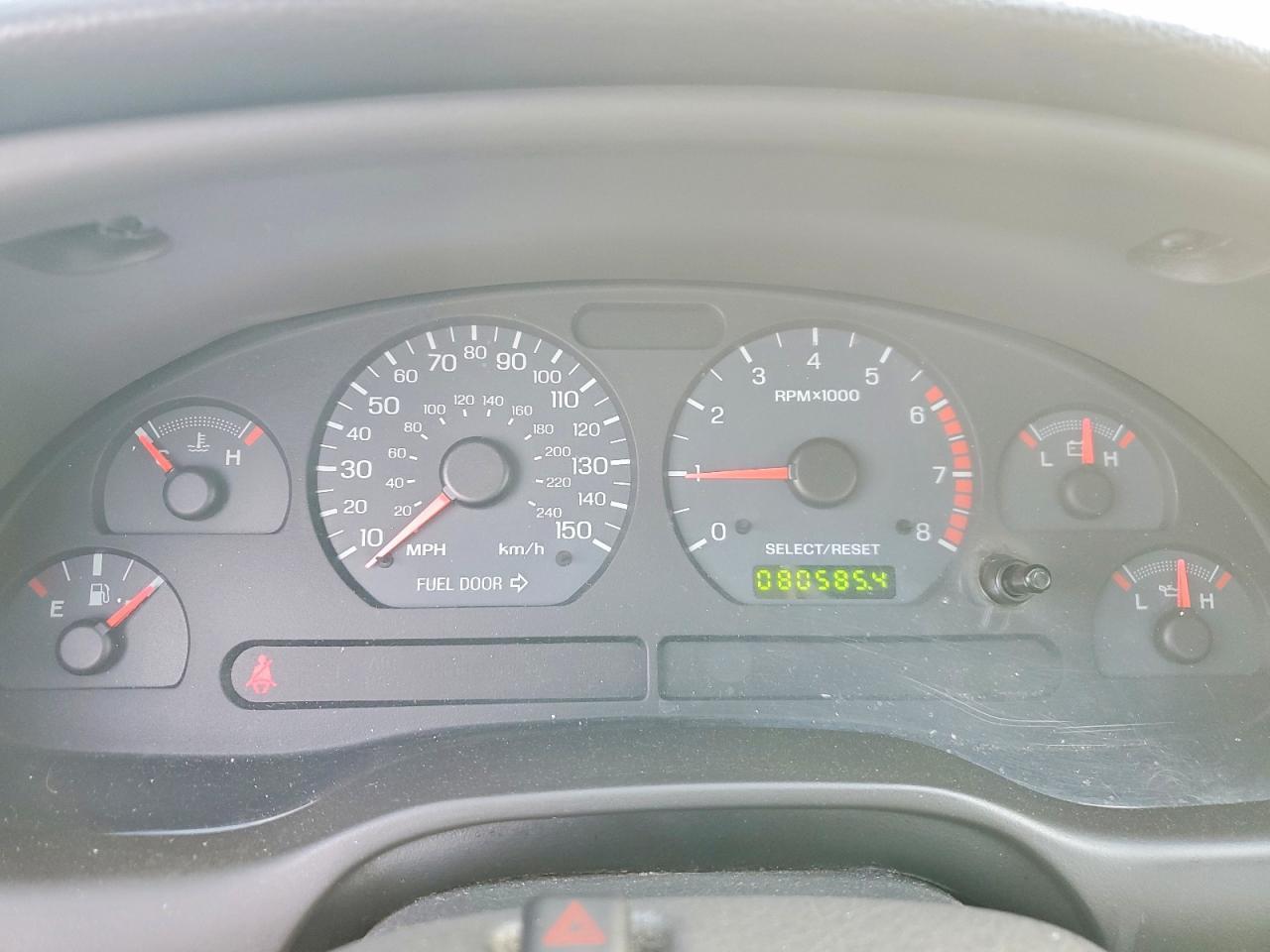 2004 FORD MUSTANG