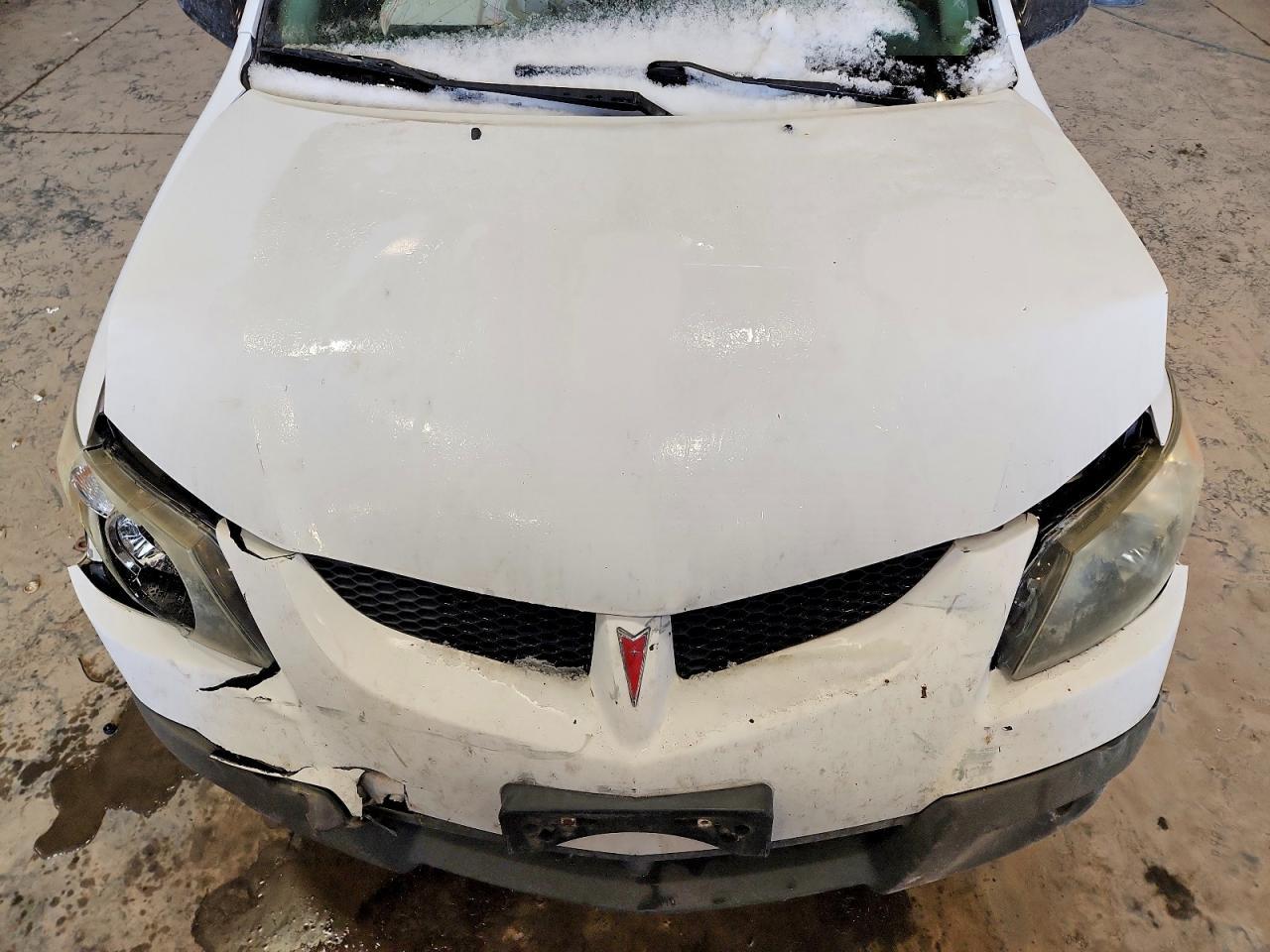 2004 PONTIAC VIBE
