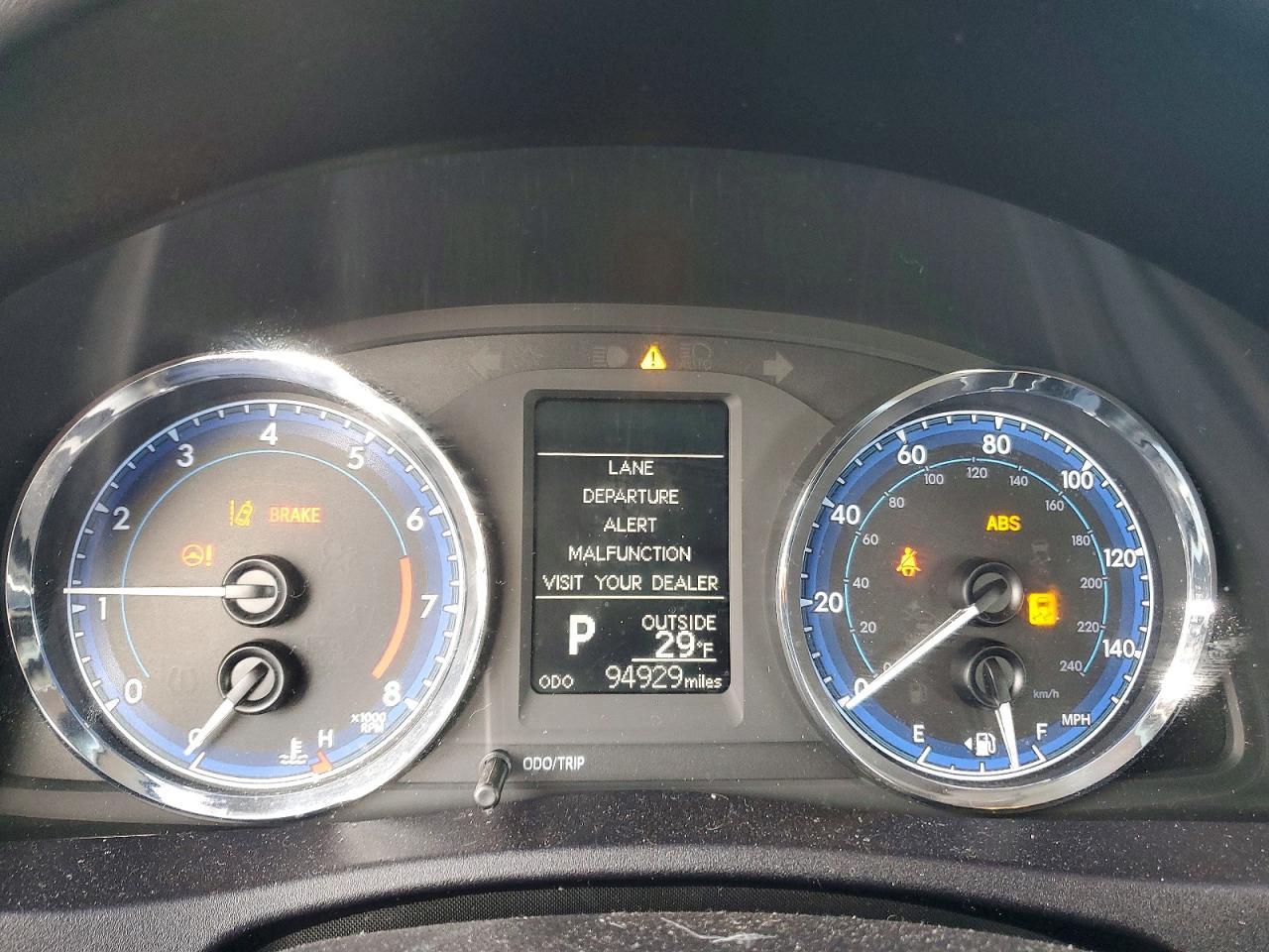 2018 TOYOTA COROLLA