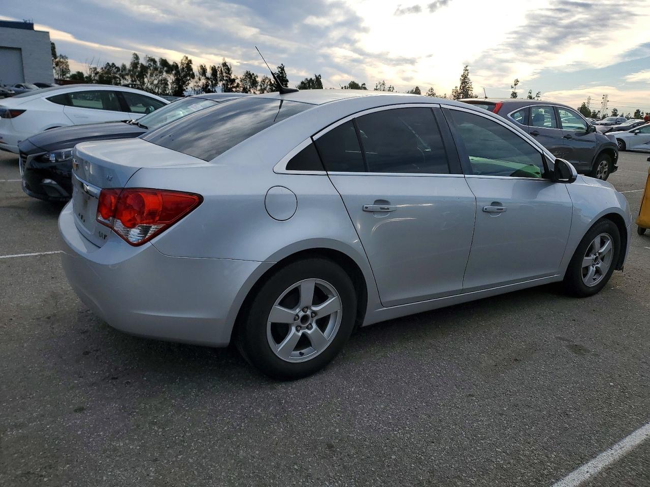 2014 CHEVROLET CRUZE