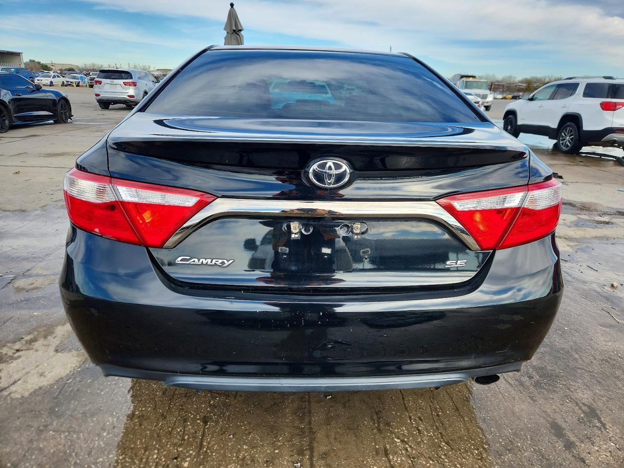 2015 TOYOTA CAMRY