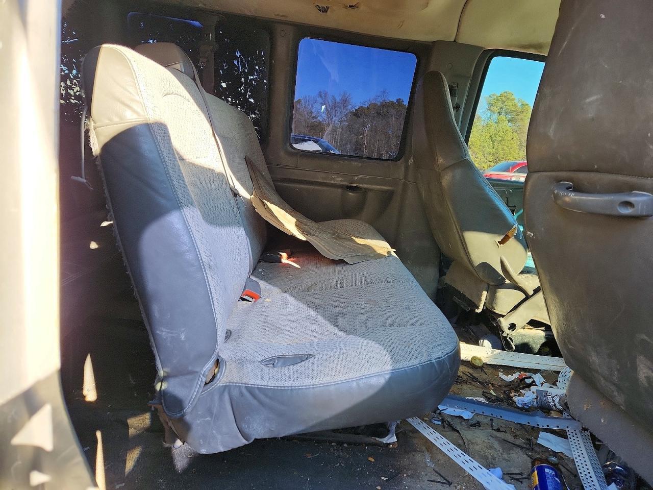 2008 GMC Savana
