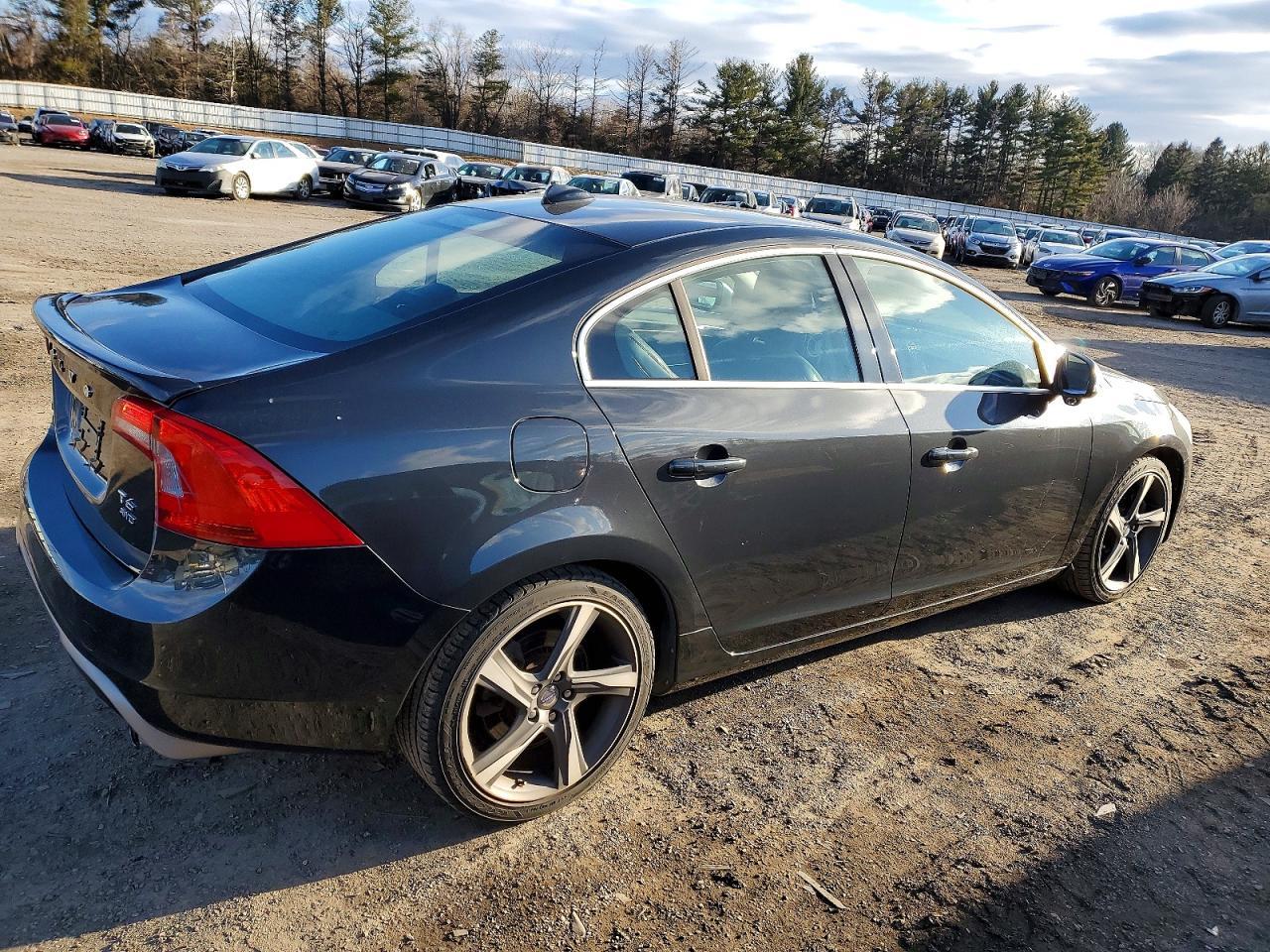 2013 VOLVO S60