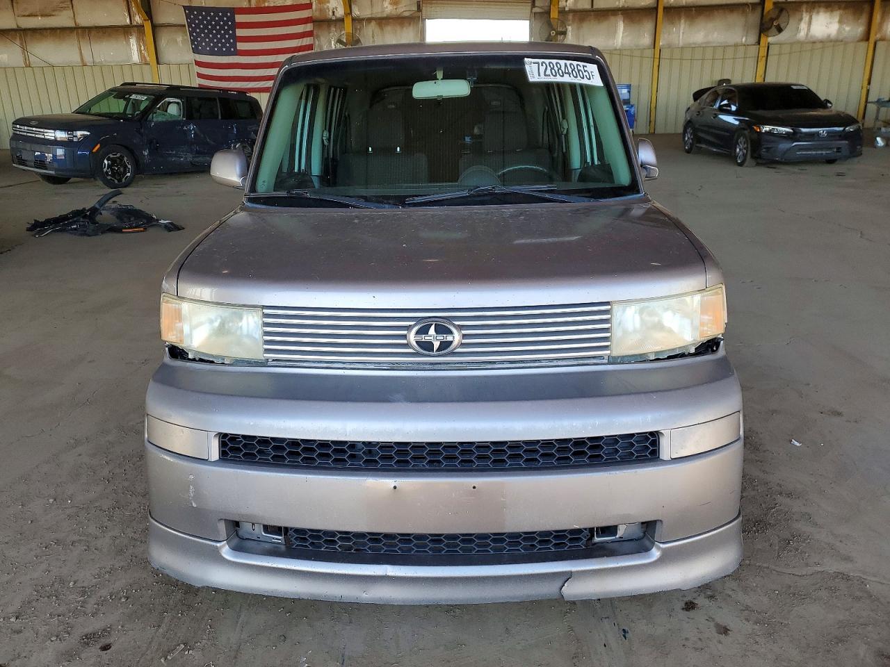 2005 TOYOTA SCION