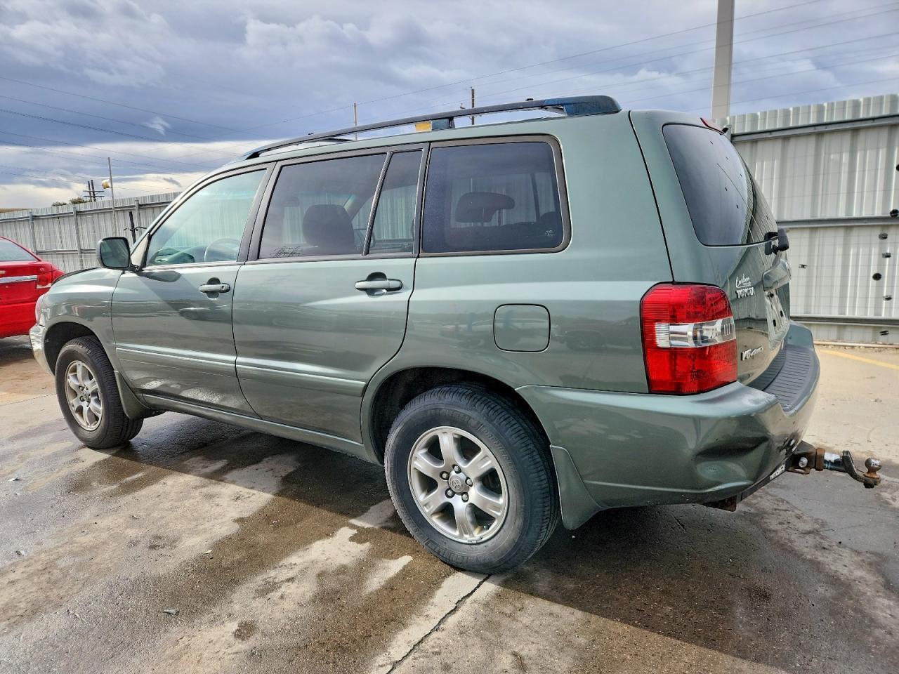 2005 TOYOTA HIGHLANDER