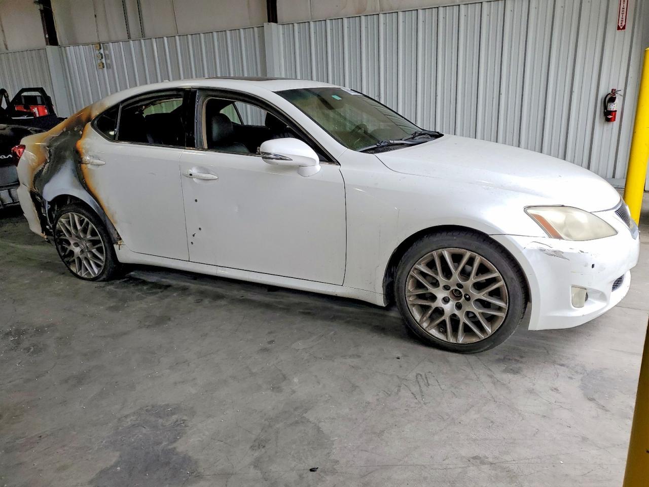 2009 LEXUS IS 250