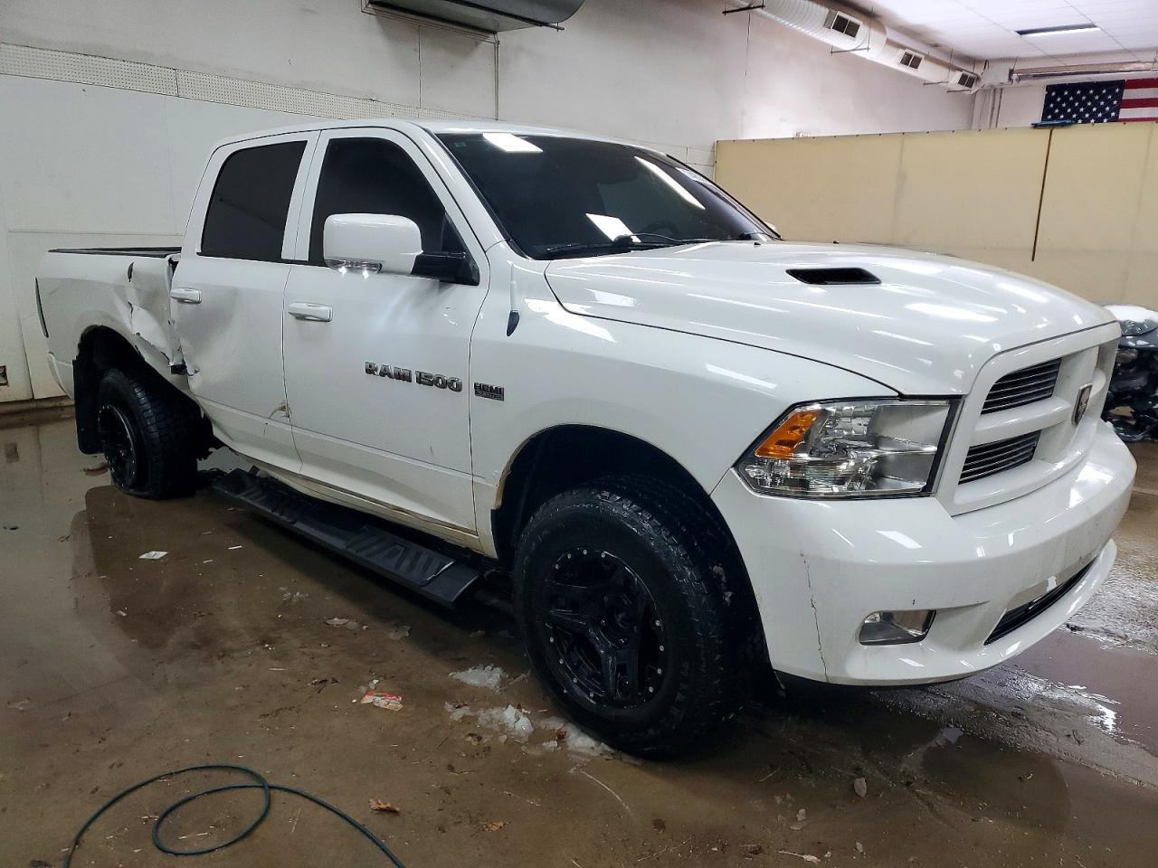 2011 DODGE RAM 1500