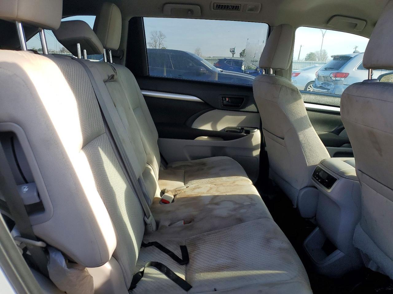 2015 TOYOTA HIGHLANDER