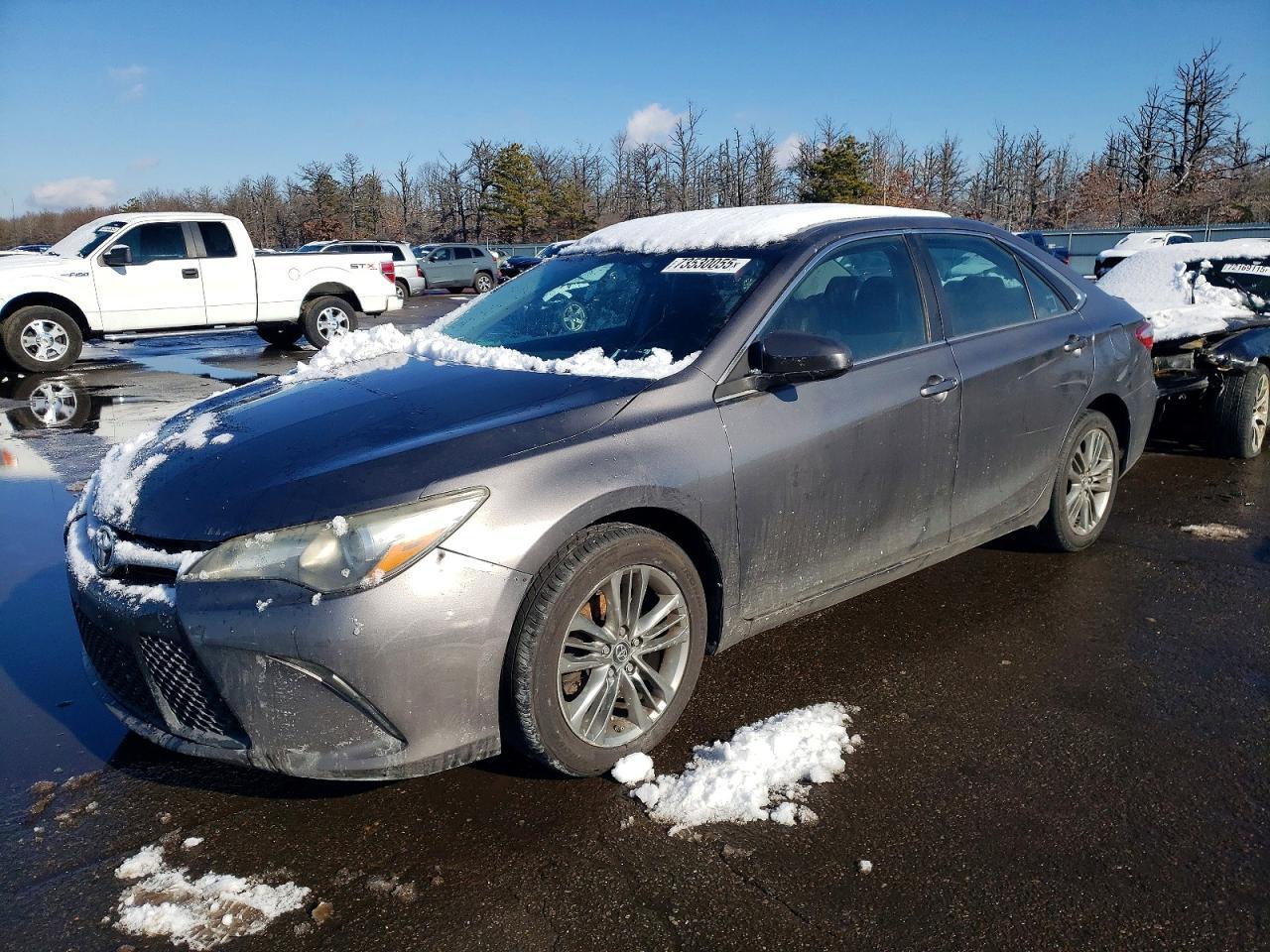 2016 TOYOTA CAMRY