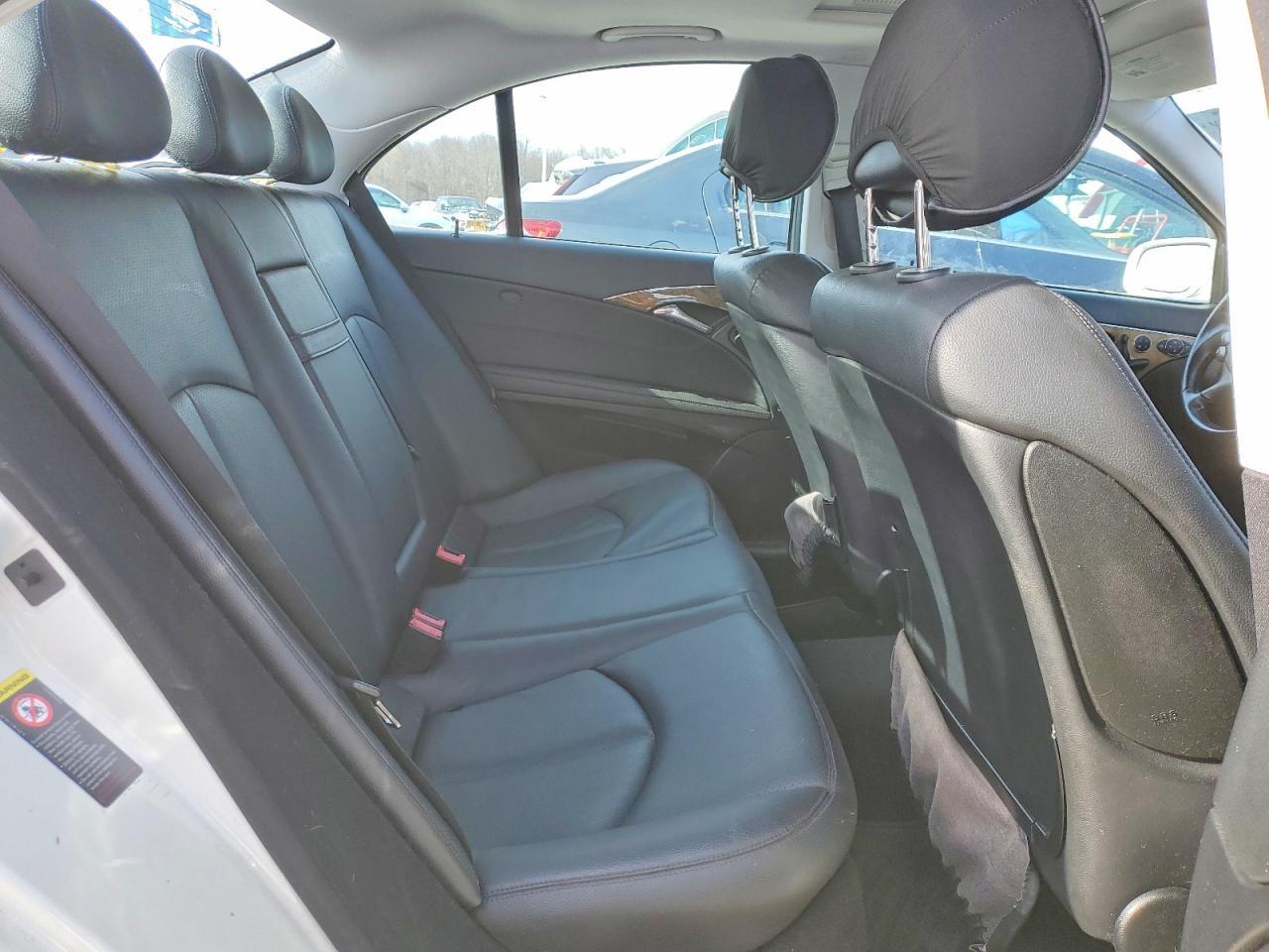 2009 MERCEDES-BENZ E-Class