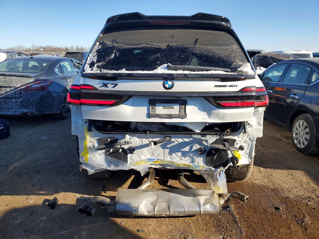 2025 BMW X7