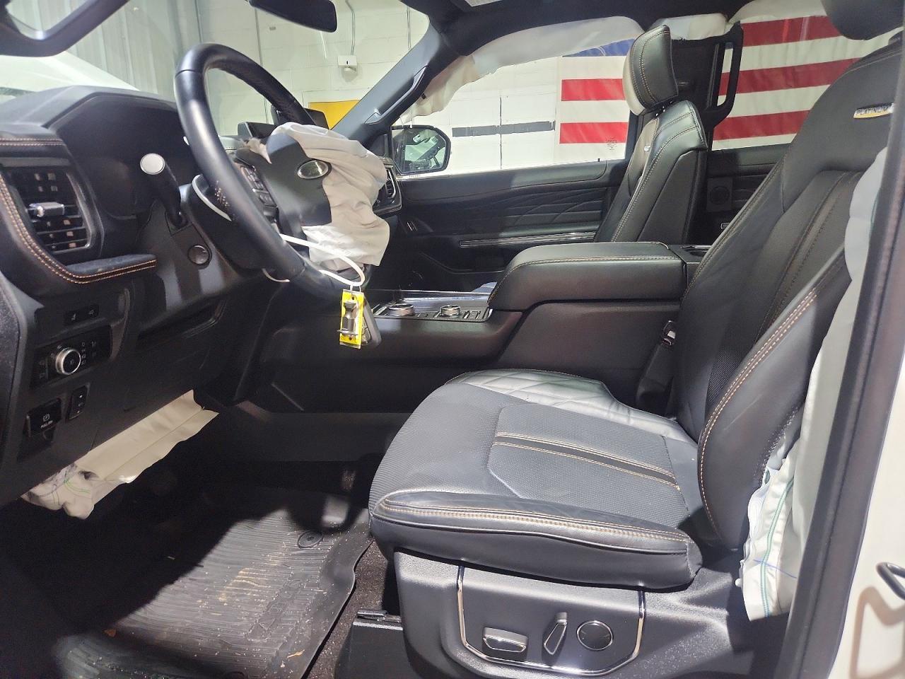 2022 FORD Expedition