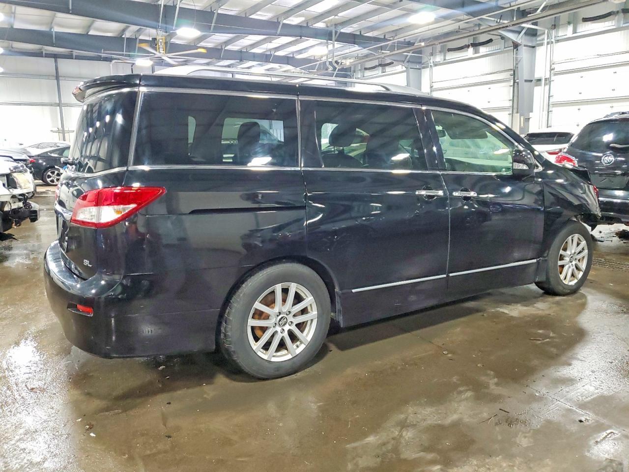 2013 NISSAN Quest
