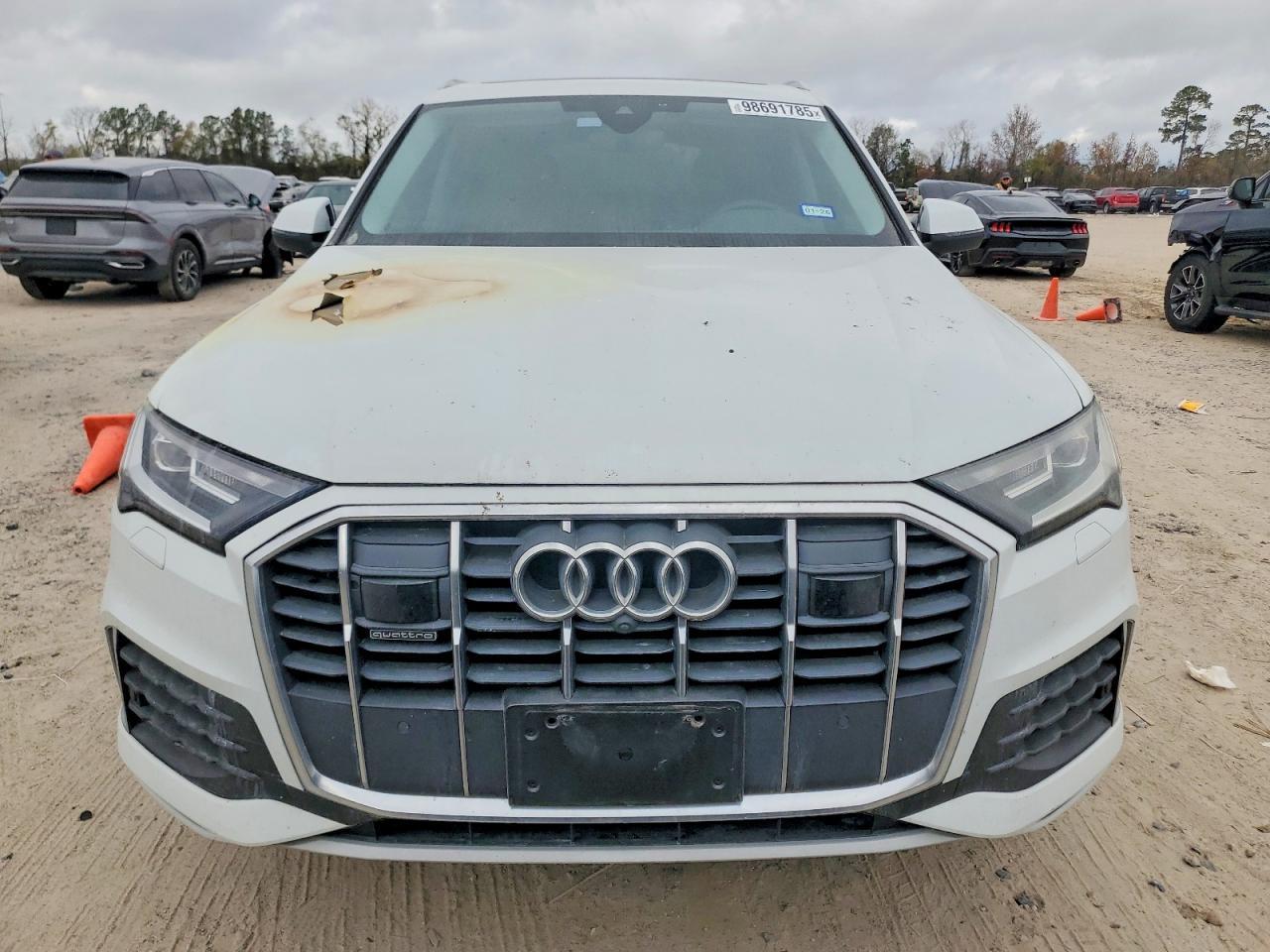 2023 AUDI Q7