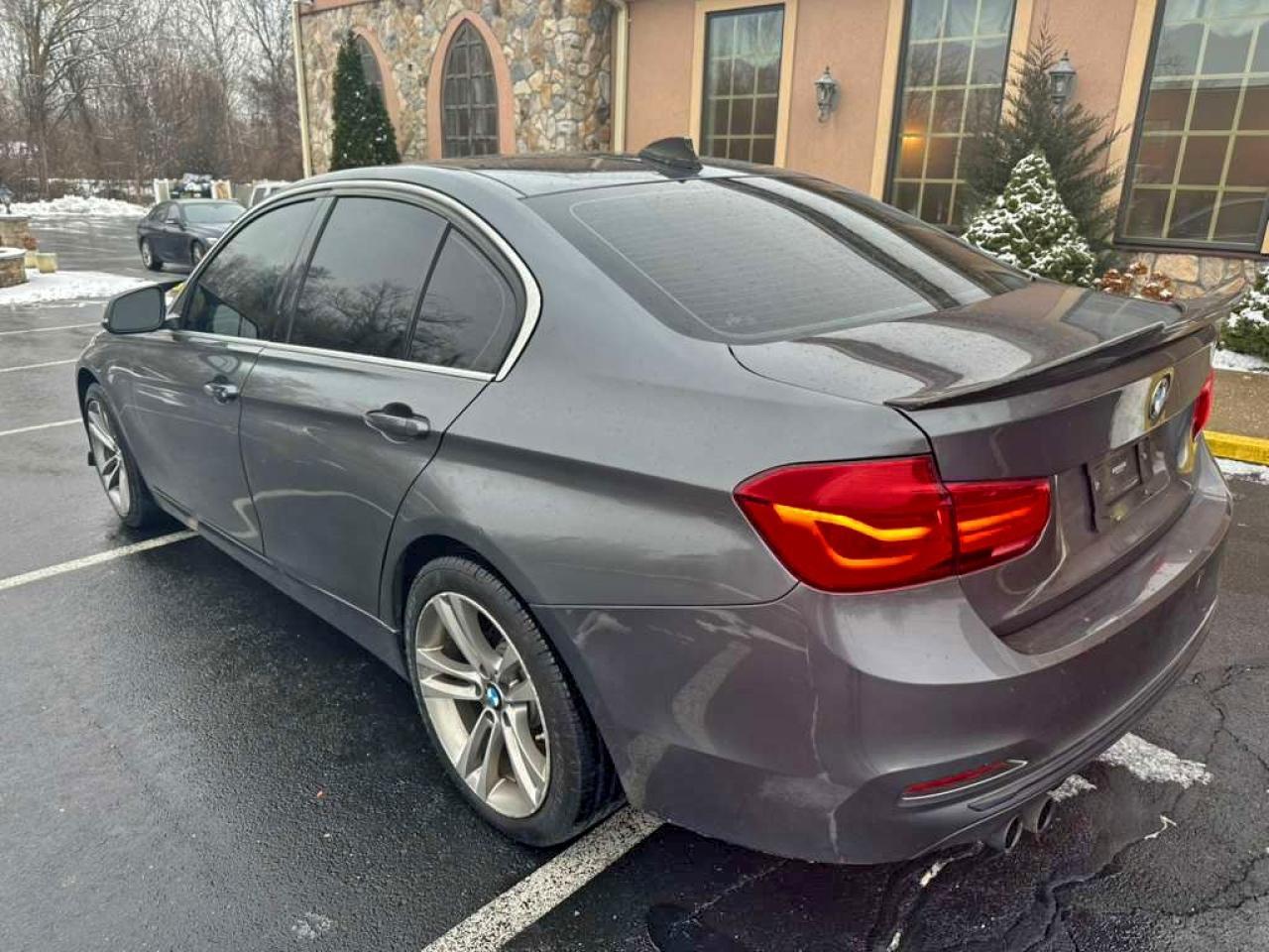 2018 BMW 3 SERIES