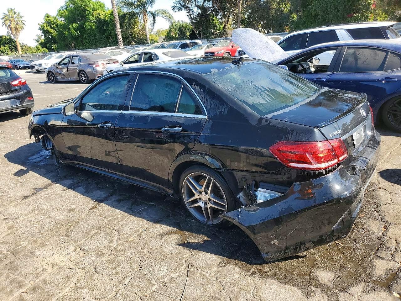 2014 MERCEDES-BENZ E-Class