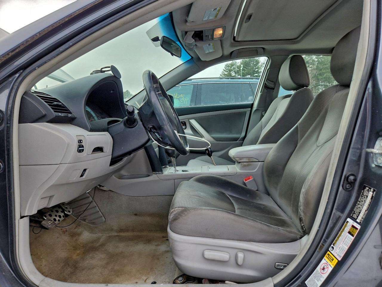 2010 TOYOTA CAMRY