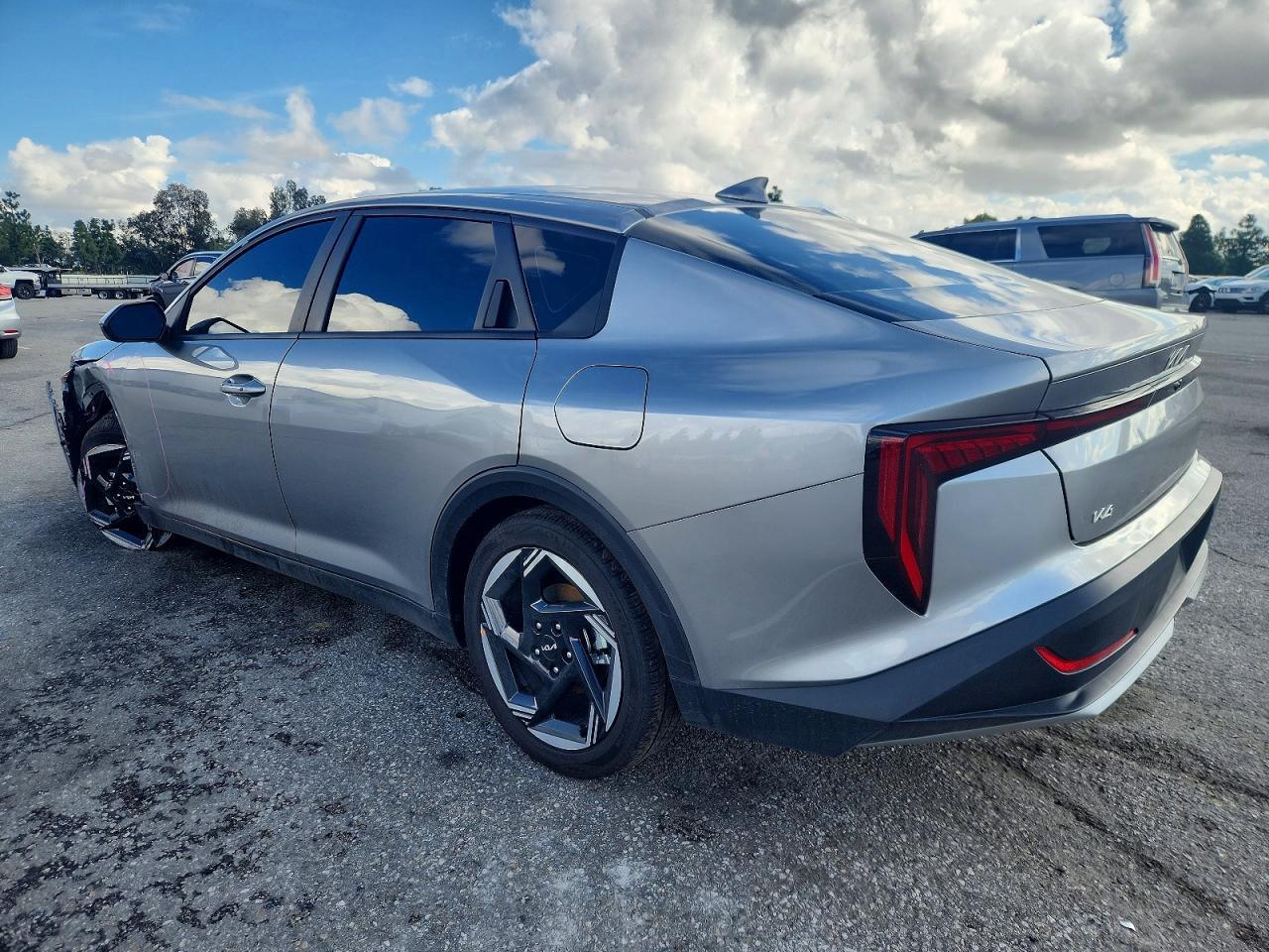 2025 KIA K4